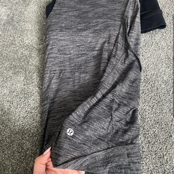 Lululemon Tank Top W/ Built In Bra - Picture 3 of 4